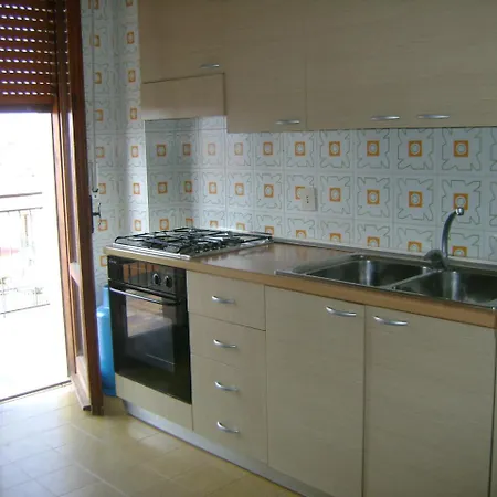 Grande Di 250 Metri Dal Mare Apartment Scalea